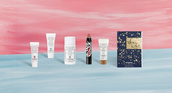 2 件彩妝專屬贈禮